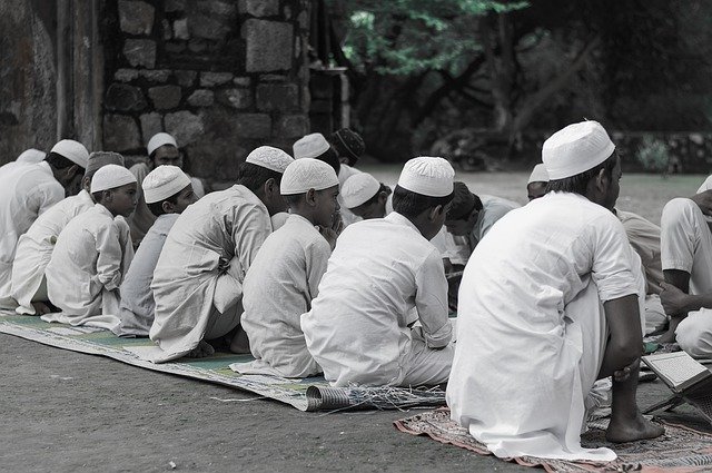 muslims-4525811_640